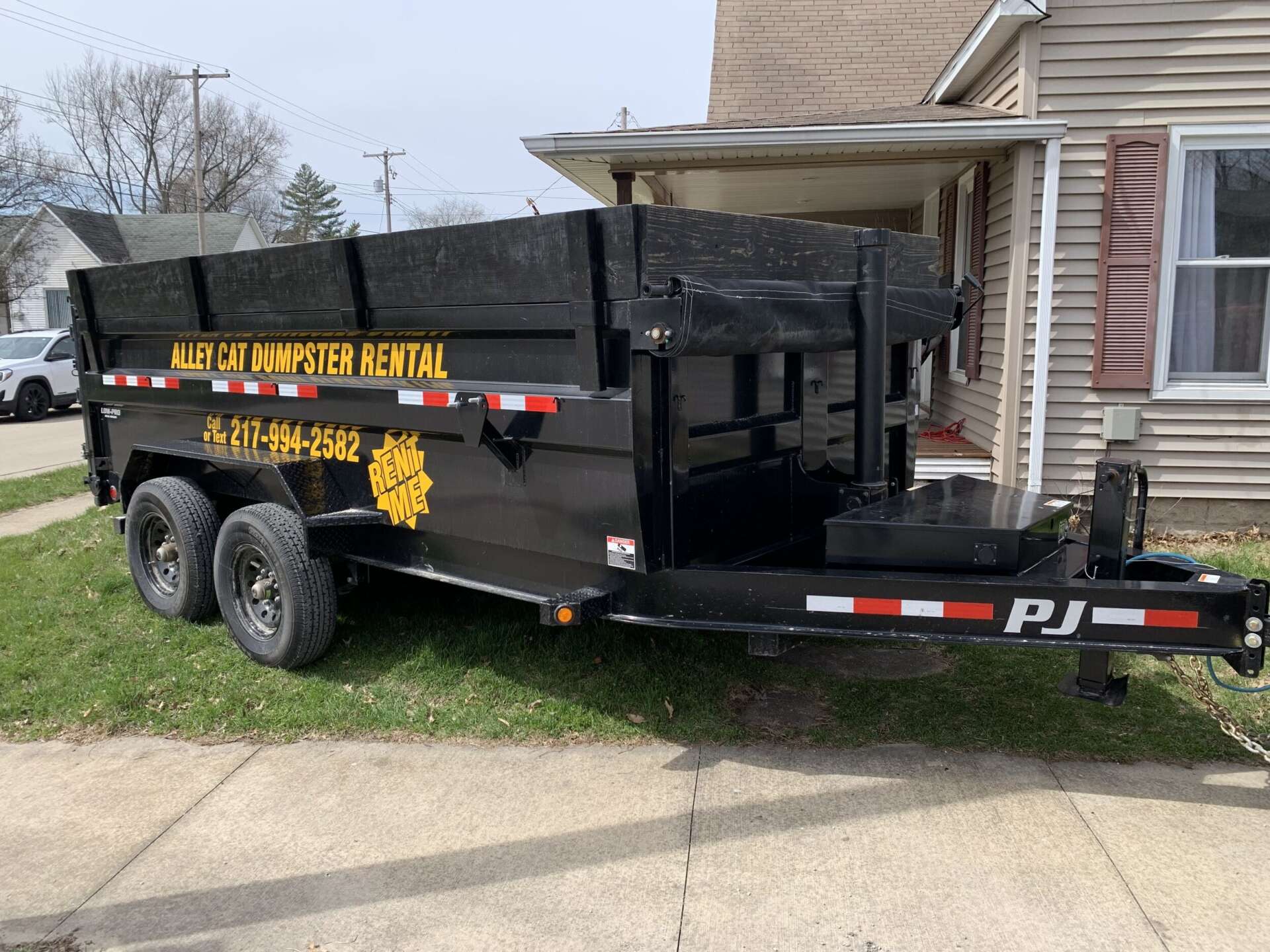 Alley Cat Dumpsters Driveway friendly dumpster rentals Effingham, IL